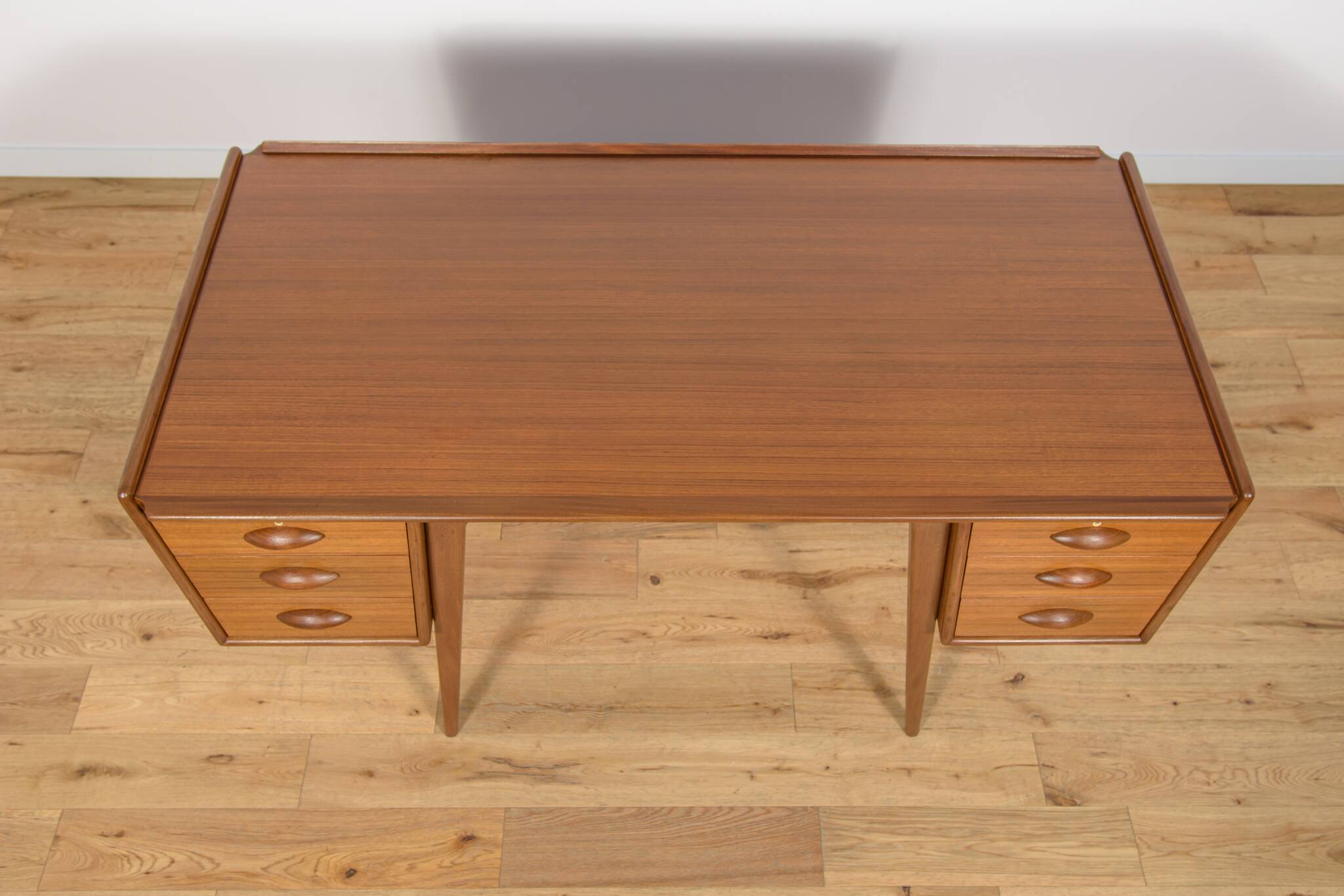 Mid-Century Teak Desk by Svante Skogh for AB Möbelfabriken Balder, Sweden, 1950s