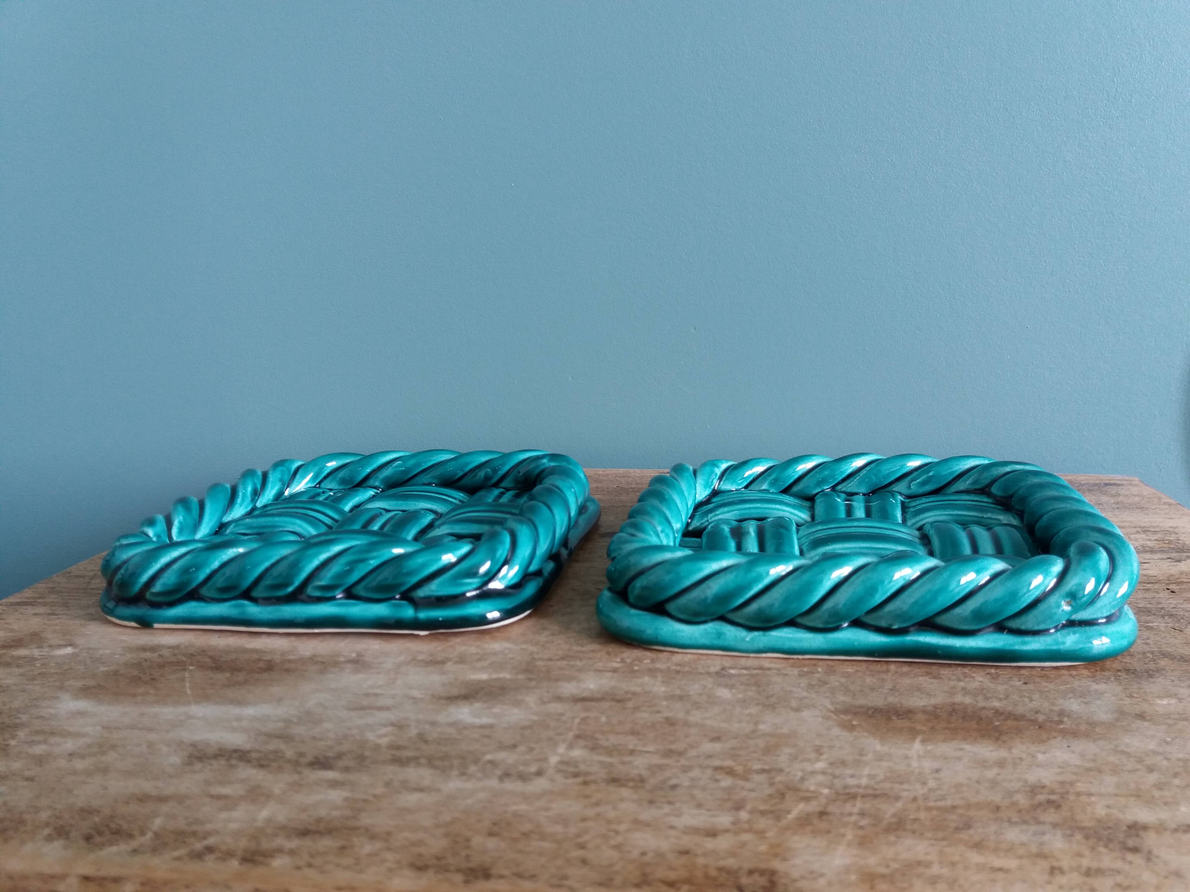 Emerald green braided slip trivet and bottle holder, knife holder