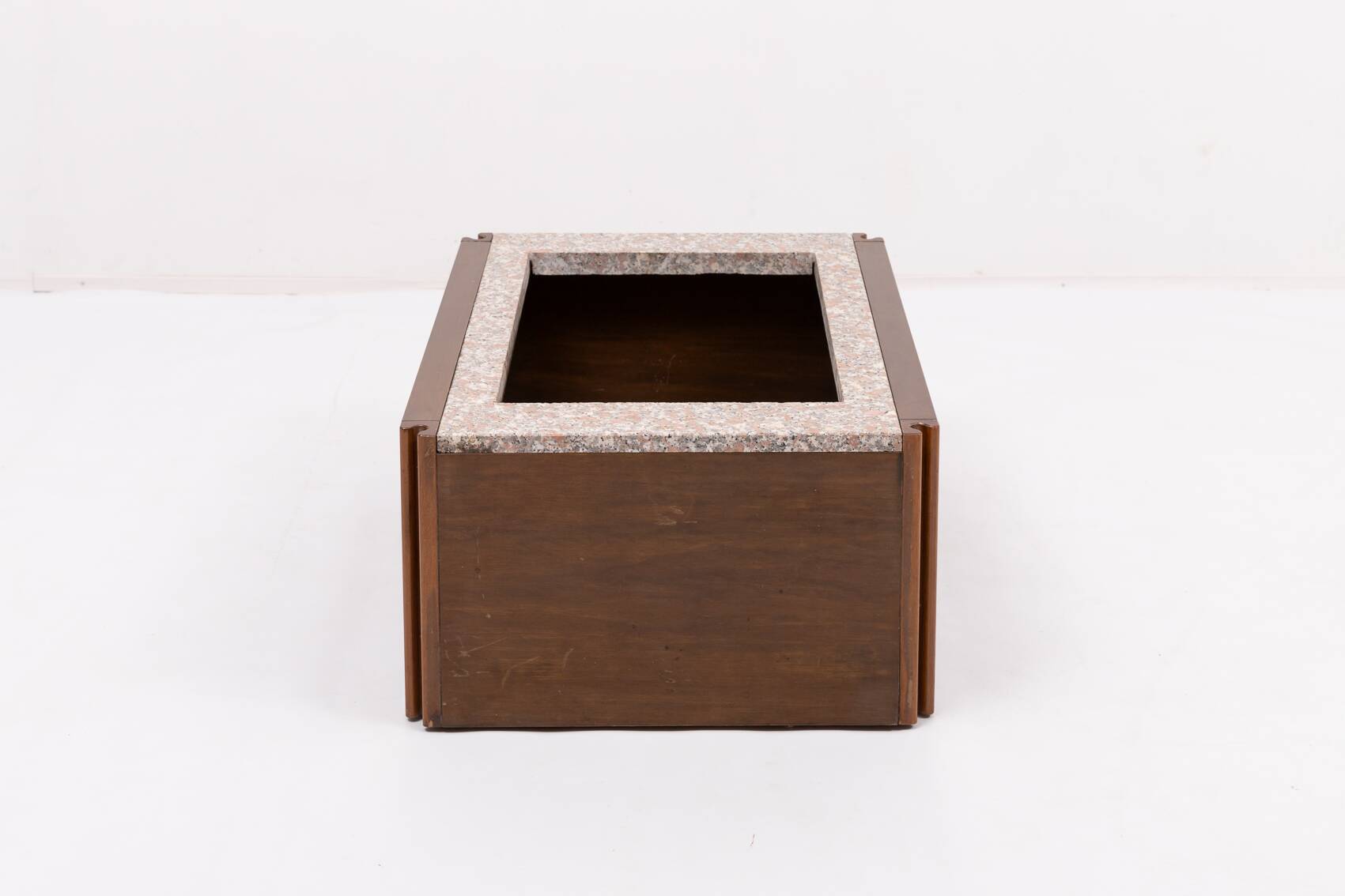 Table basse d'Angelo Mangiarotti pour Molteni, Italie 1960