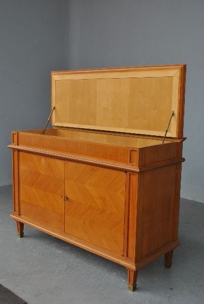 Furniture music 1940