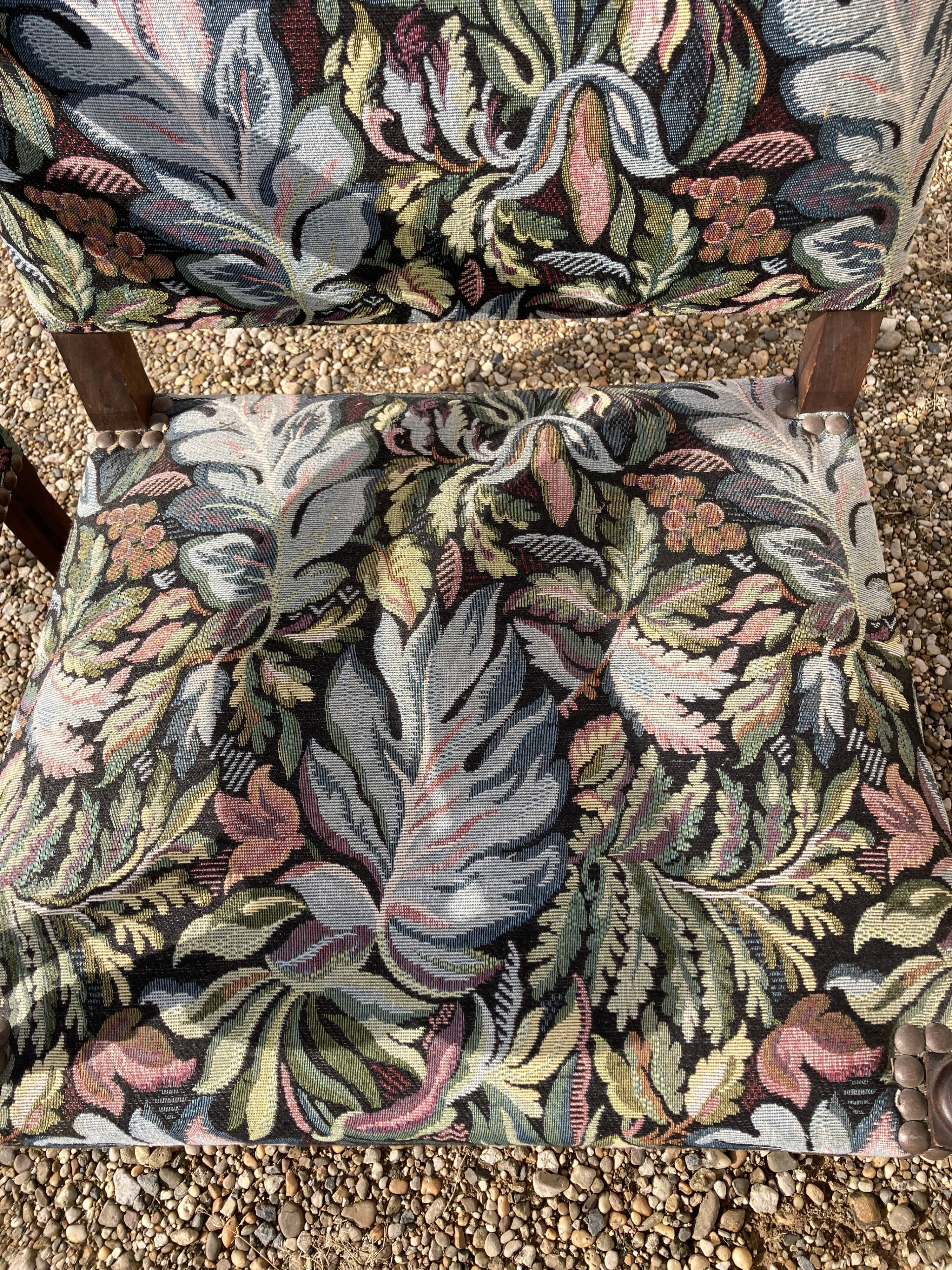 Paire de fauteuils Louis XIII