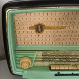 Vintage Sonneclair radio station