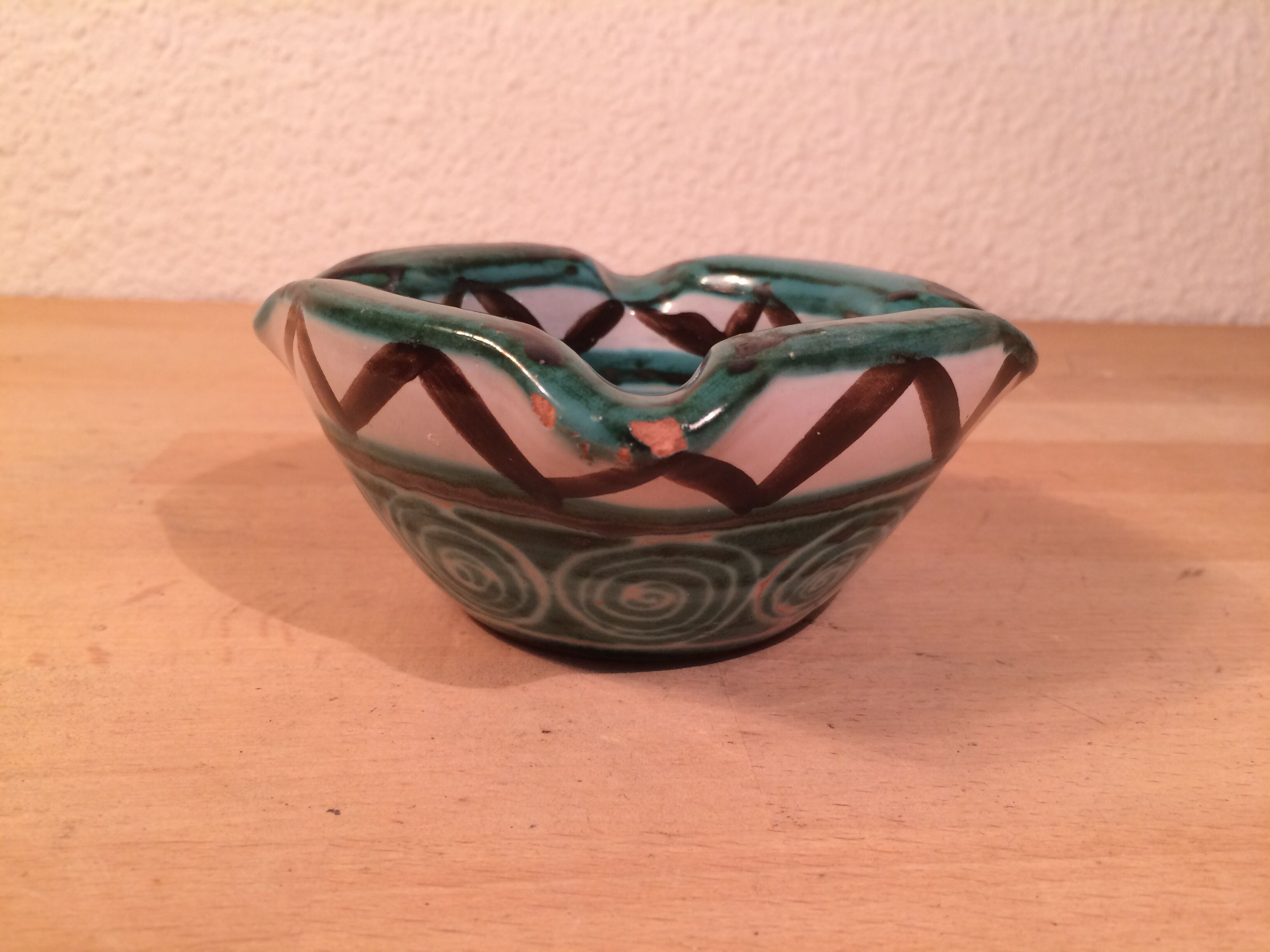 Ceramic ashtray by Robert Picault in Vallauris