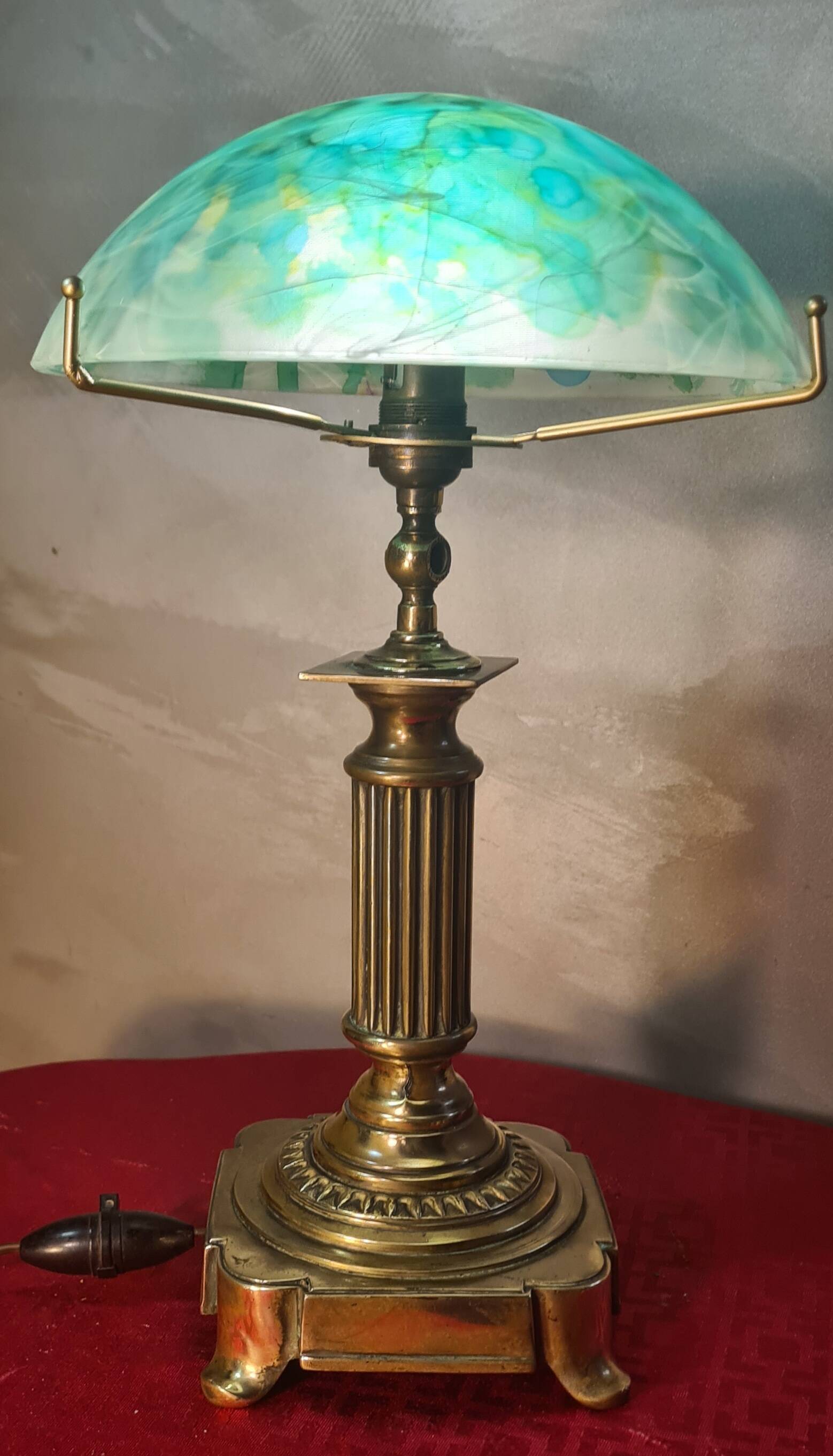 1930s bronze and brass desk lamp 39x22 superb glass lampshade elec ok