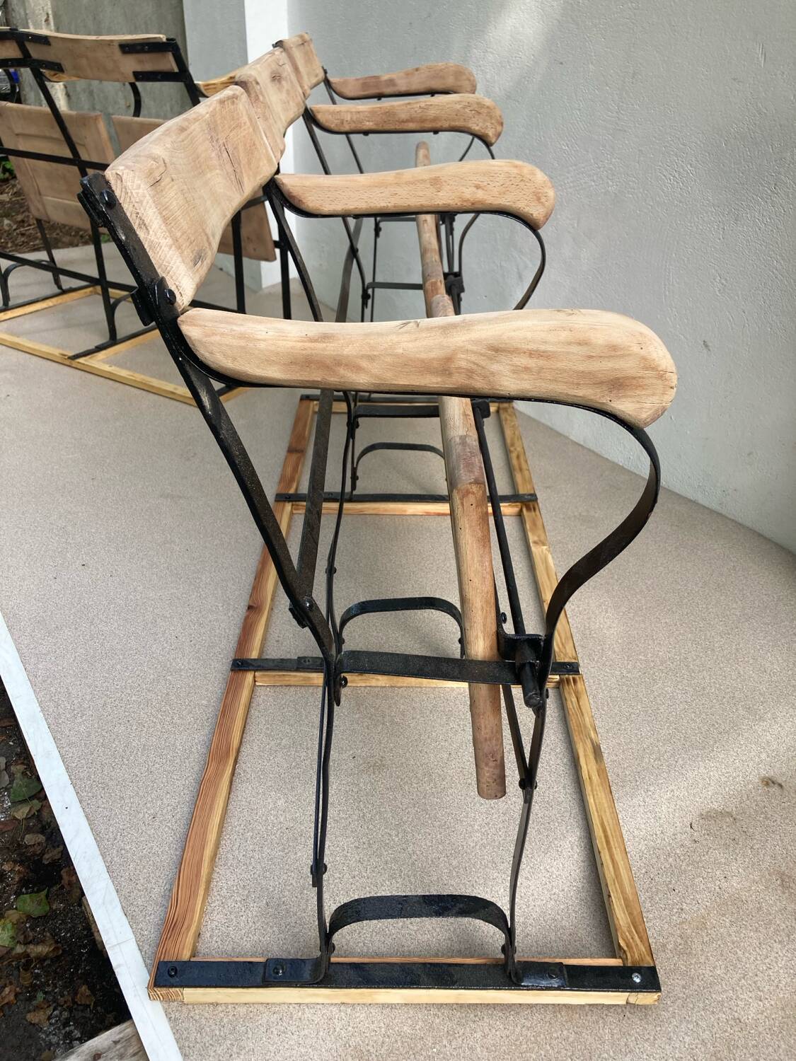 3-seater folding theatre bench