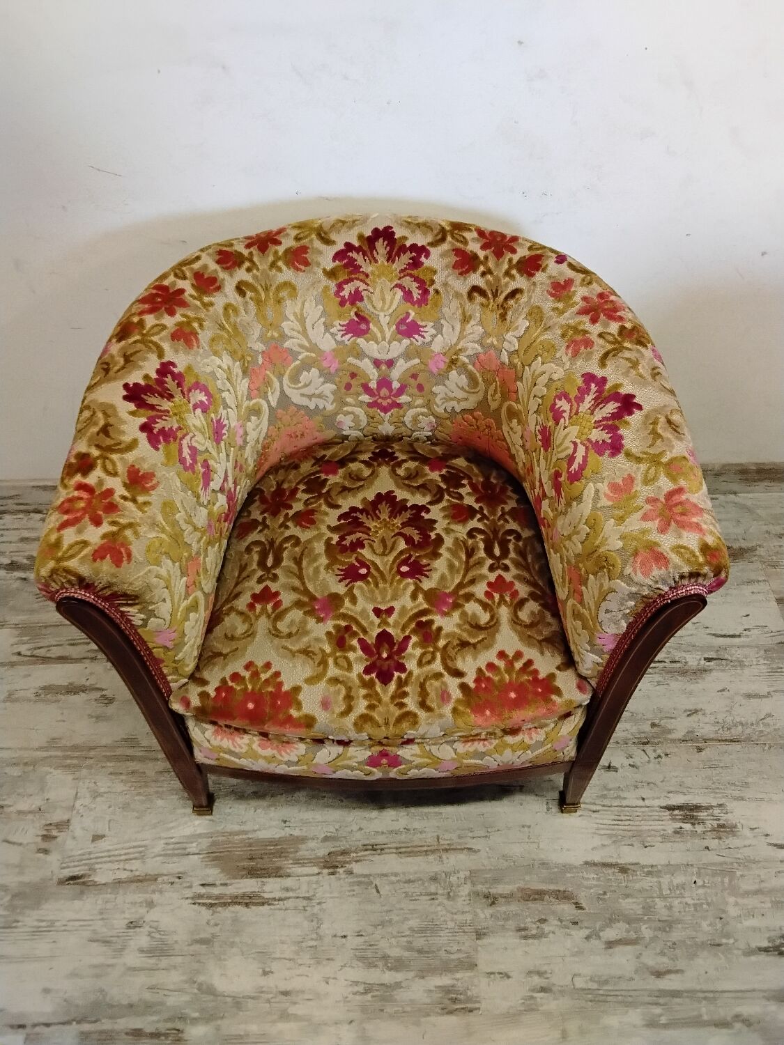 Convertible armchair