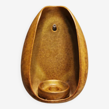 Wall mounted candle holder in golden/brownish/earth coloured ceramic from Danish Knabstrup.
