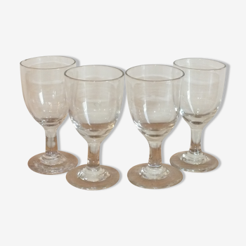 4 antique glasses in port or alcohol decorated with arabesques