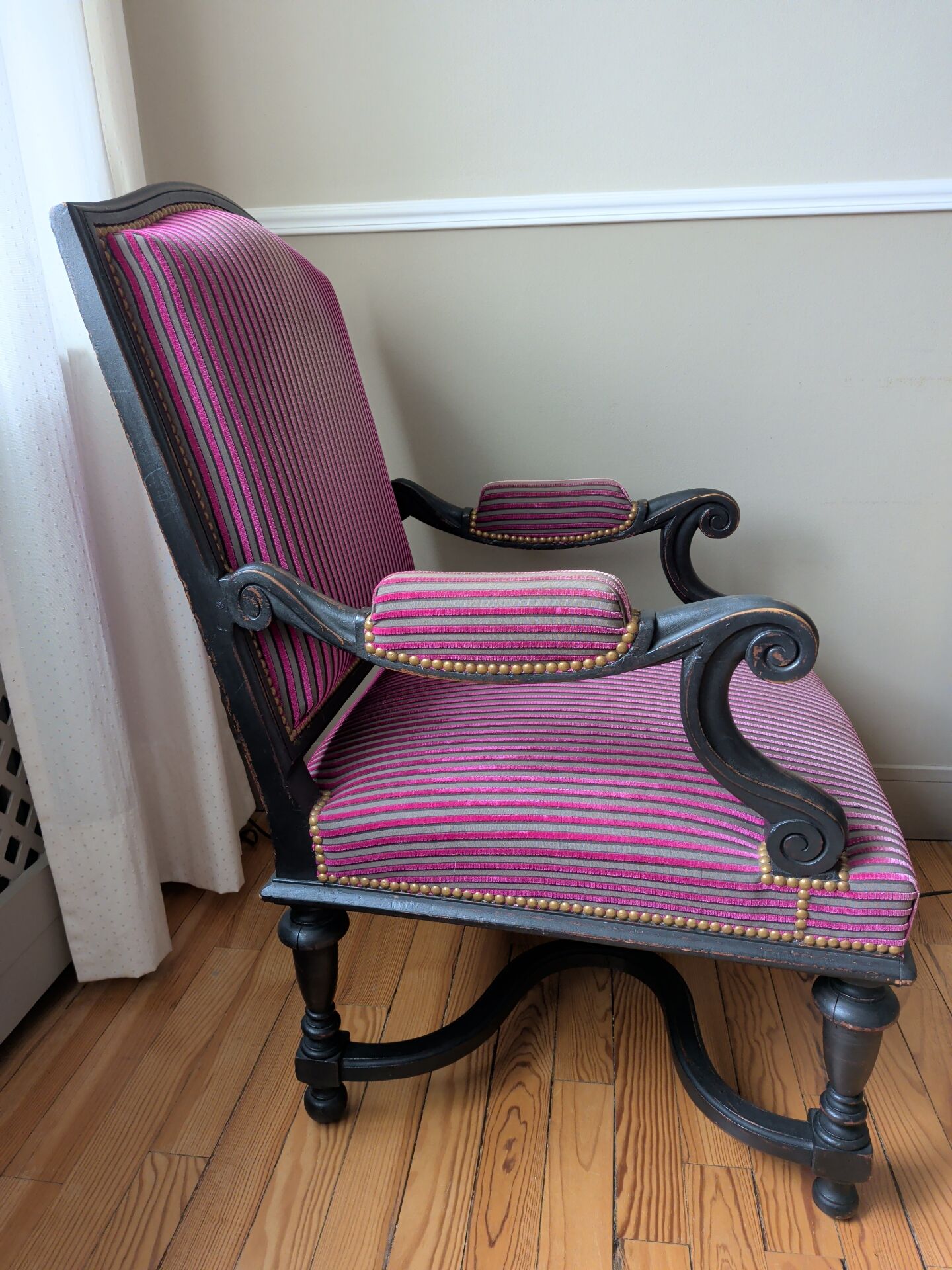 Armchair from the late 19th century.