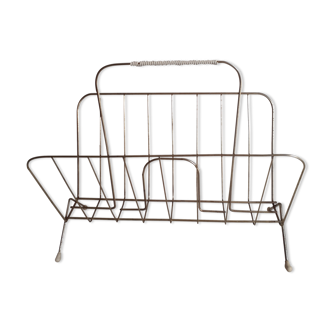 Door magazines in gilded metal and scoubidou