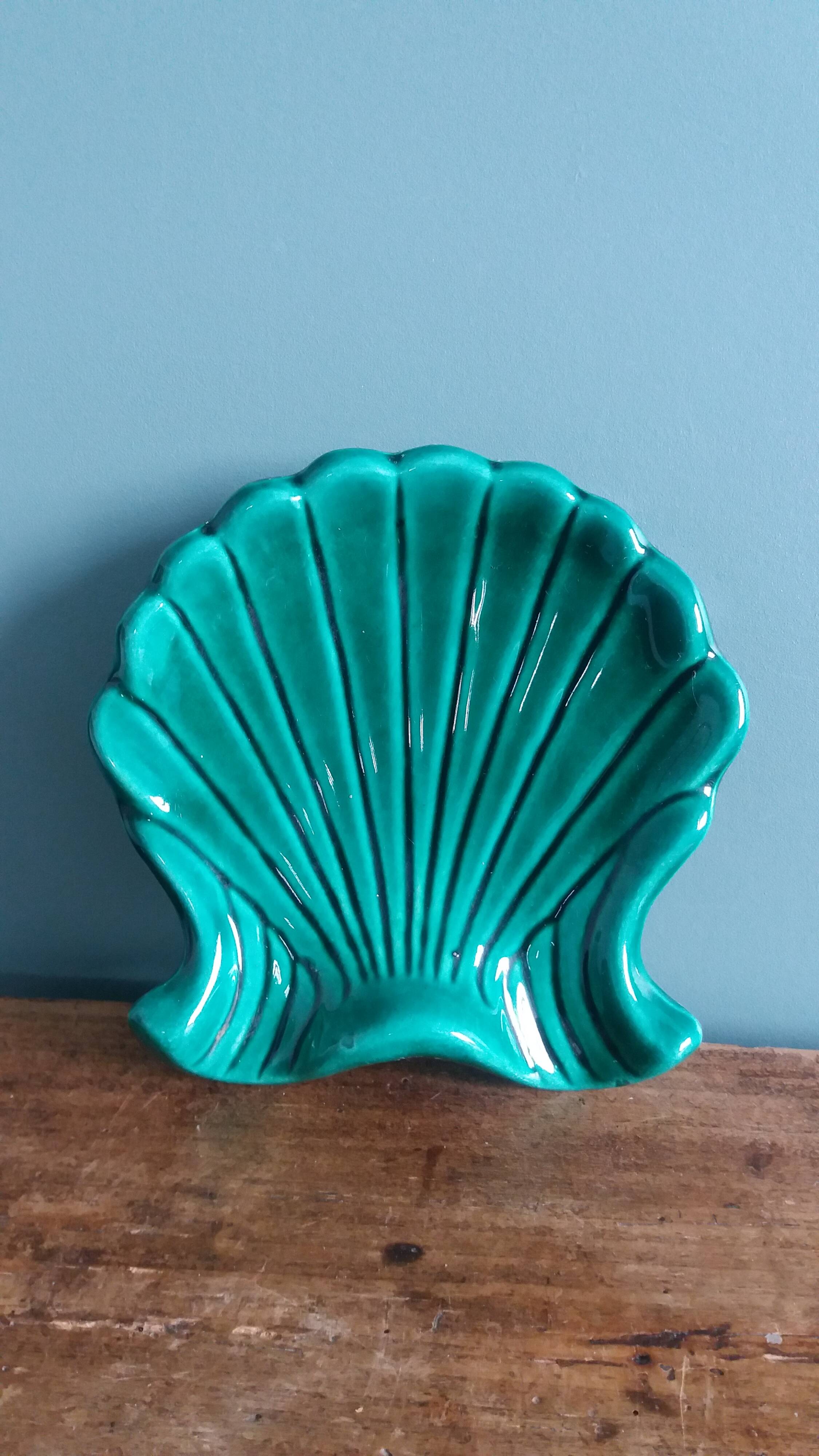 Coquillage coupelle vide poche vert émeraude