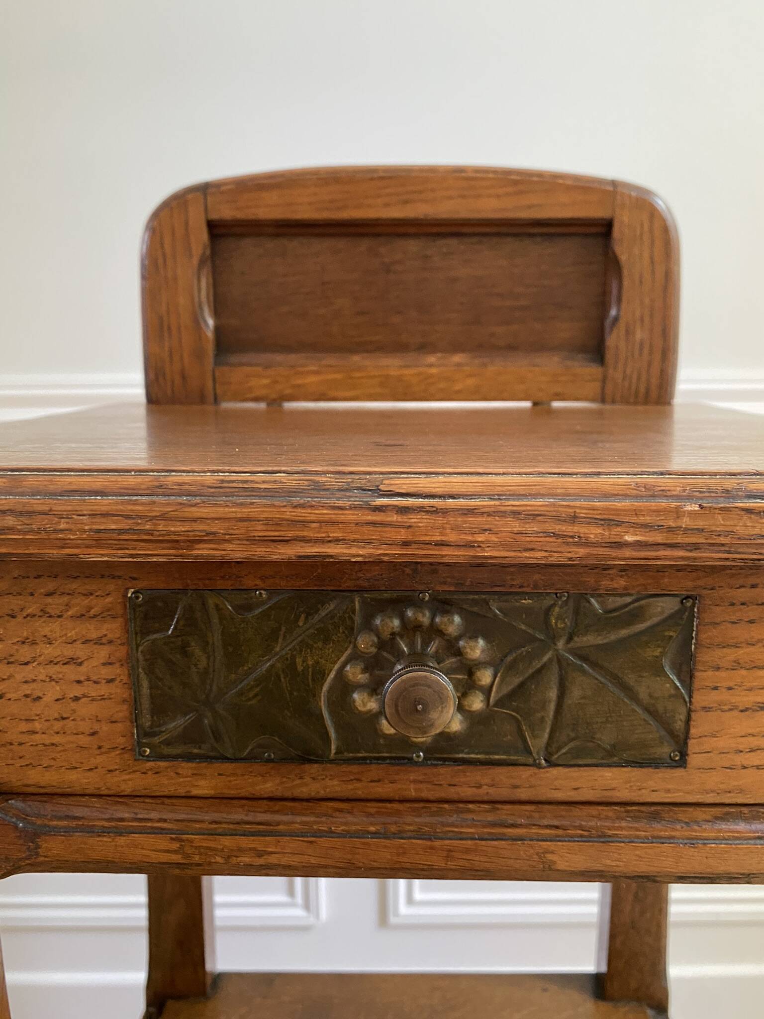 Vintage solid oak bedside table, 1 door, 1 drawer and 1 niche