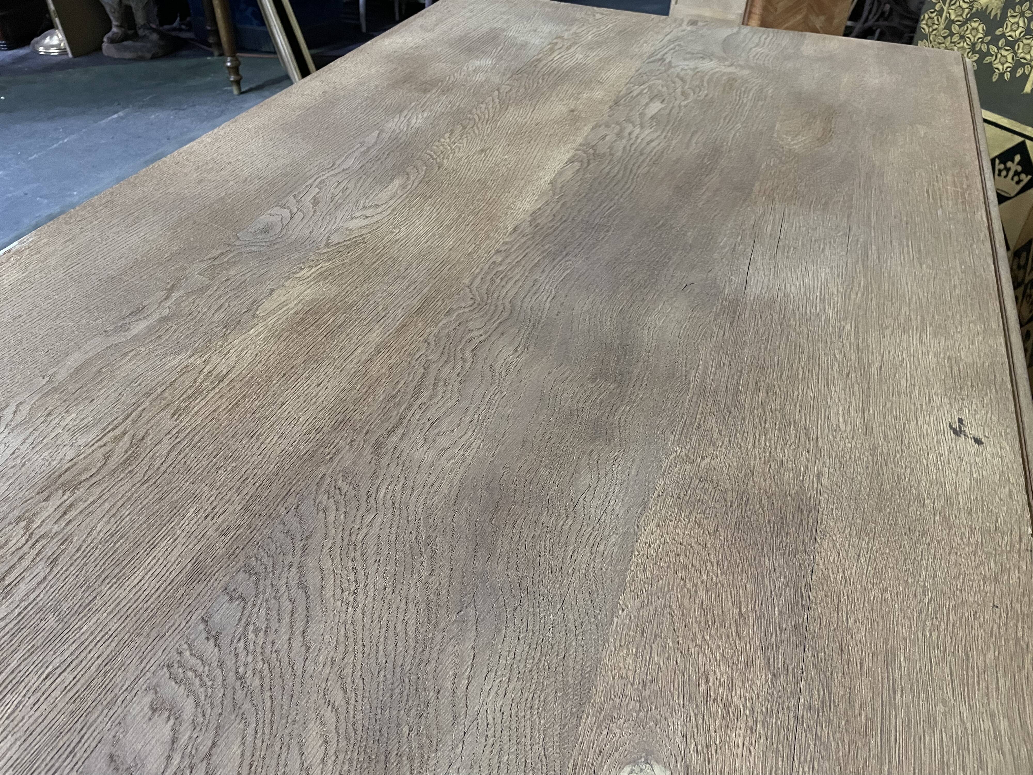 Flat desk with solid oak Henri II aero gummed