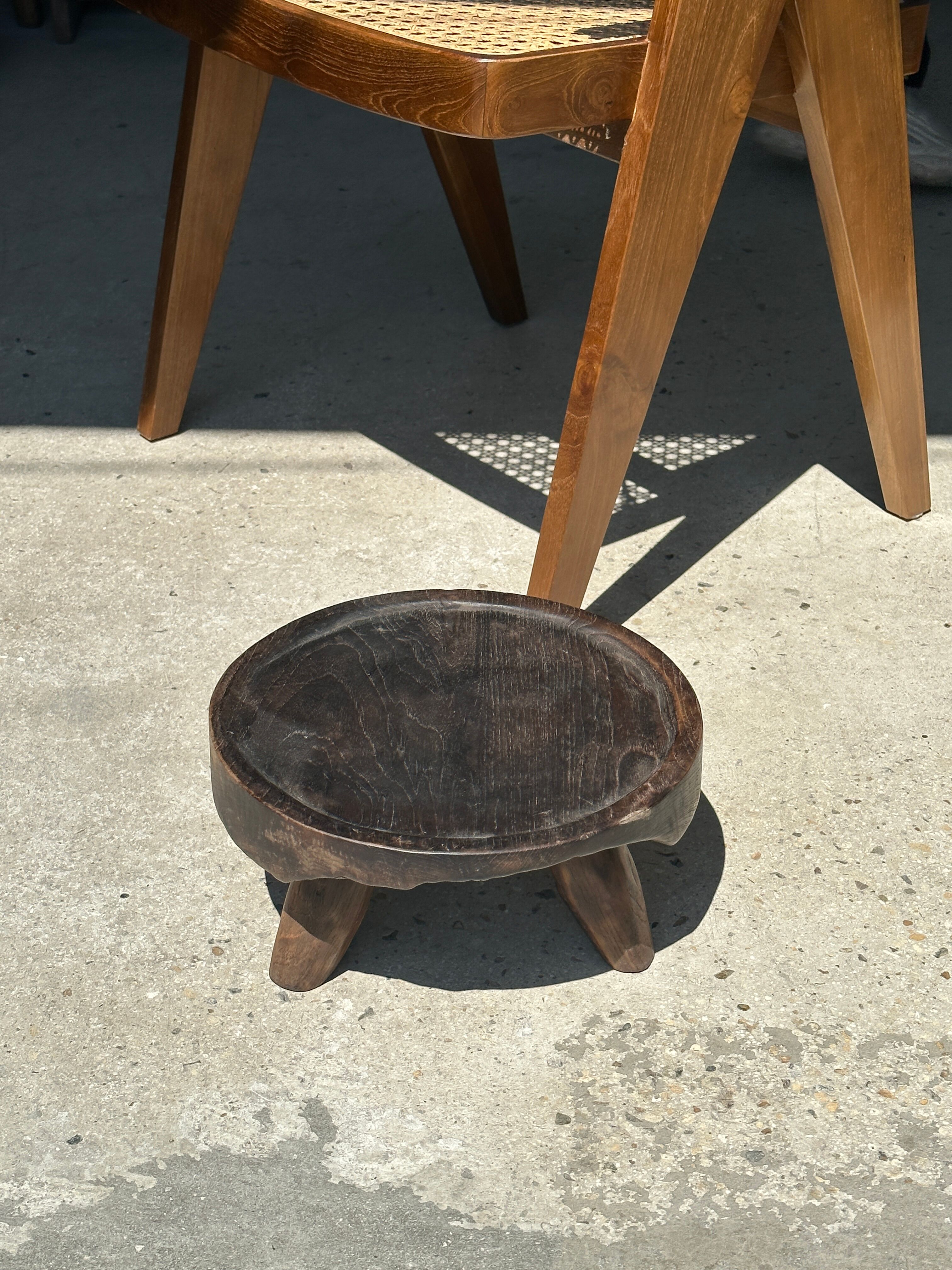 Small tripod stool low in dark brown upcycled teak