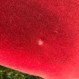 4 black reception chairs with red seats