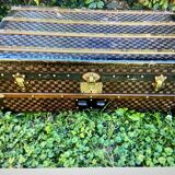 Malle Moynat