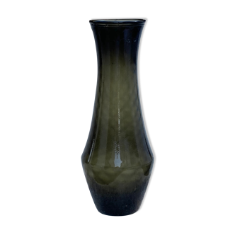 Vase en verre fumé