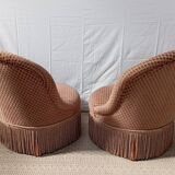 Paire de fauteuils crapaud avec un ottoman