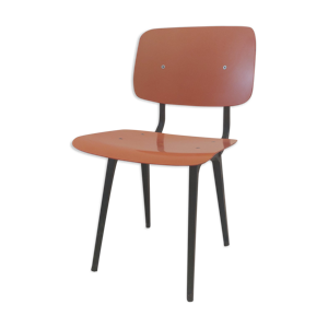 Chaise revolt par friso - kramer