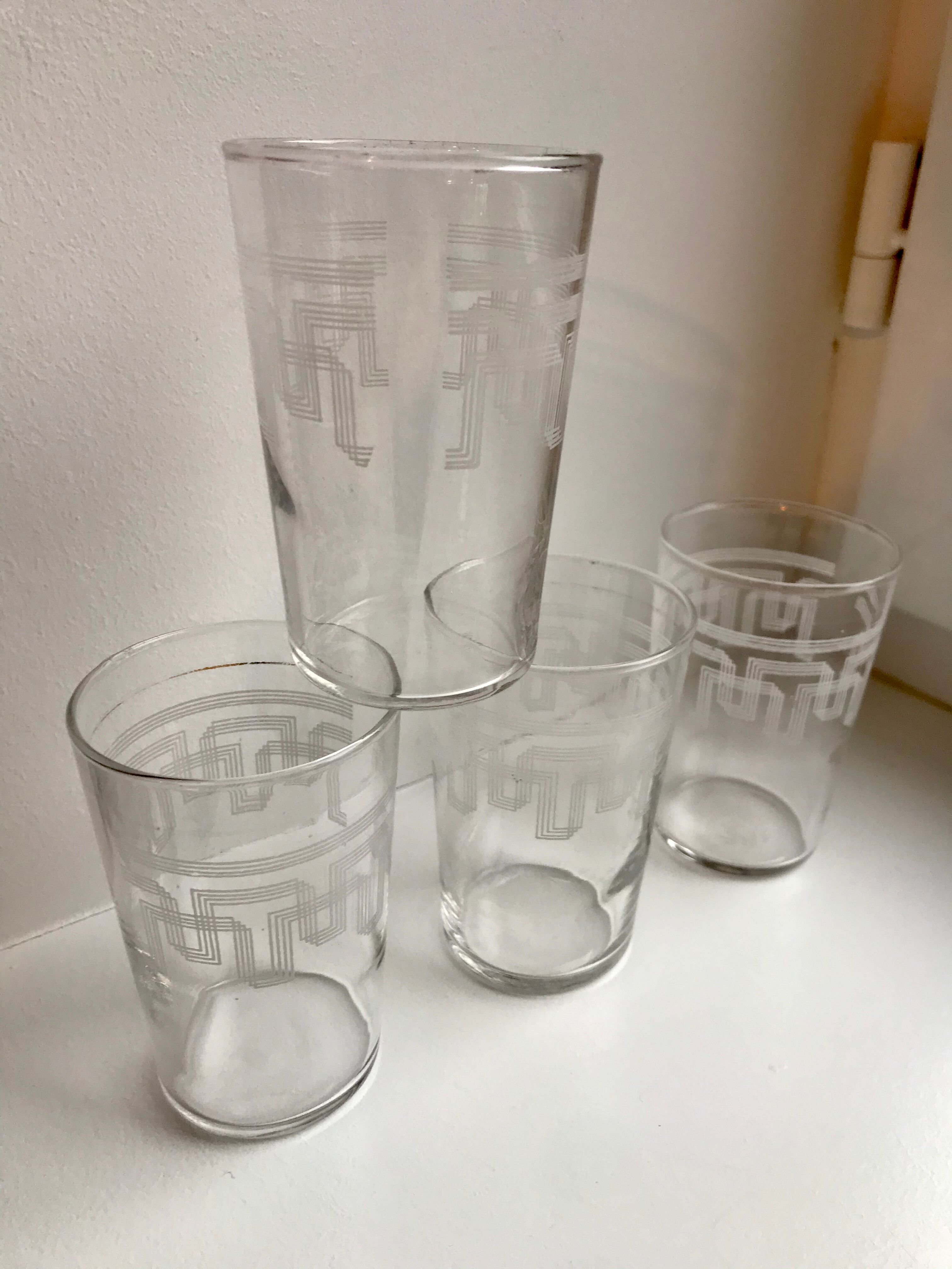 Lot de 4 verres à eau gravés années 50-60