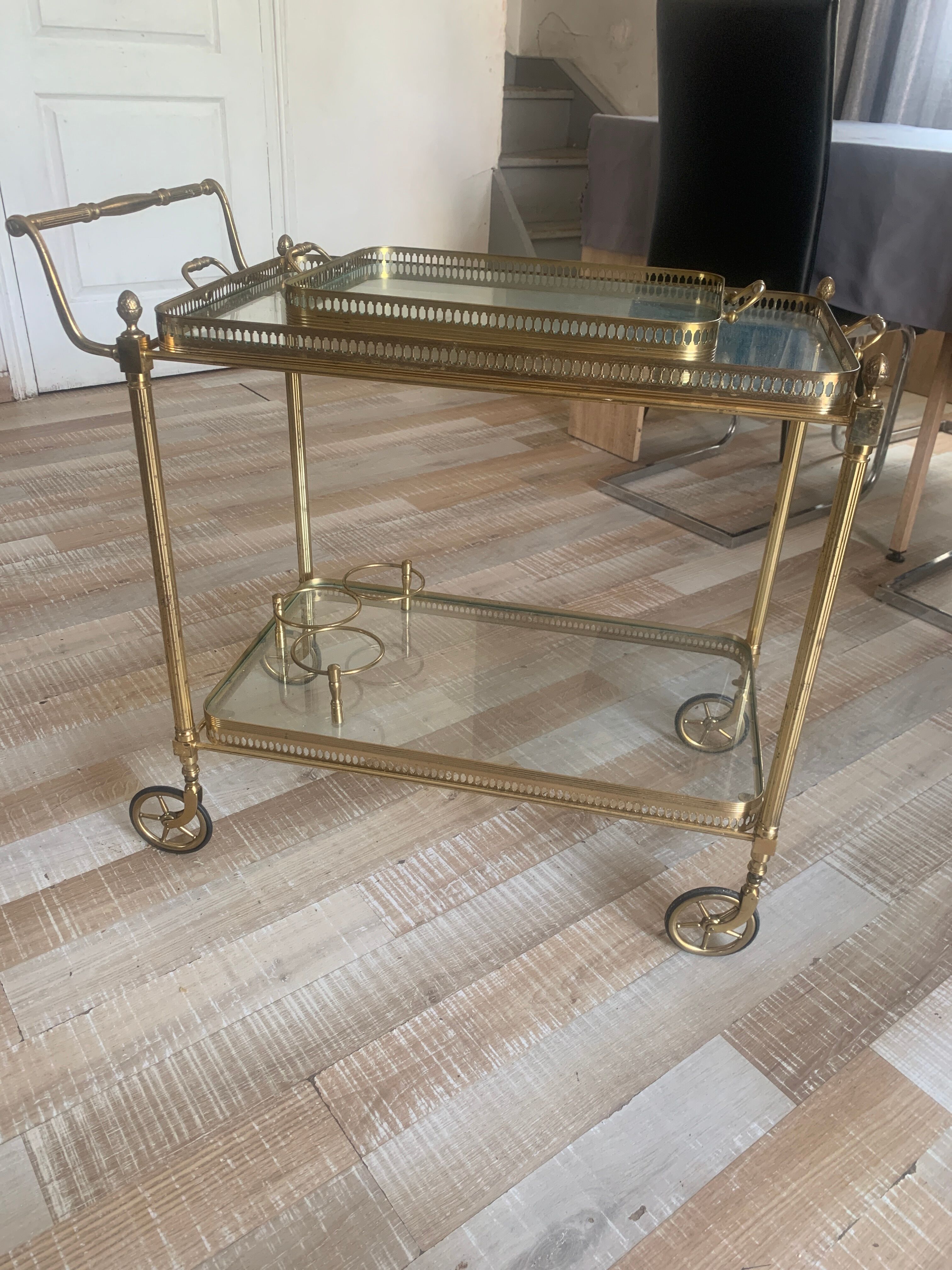 Desserte à roulette en laiton avec 3 plateau amovible Selency