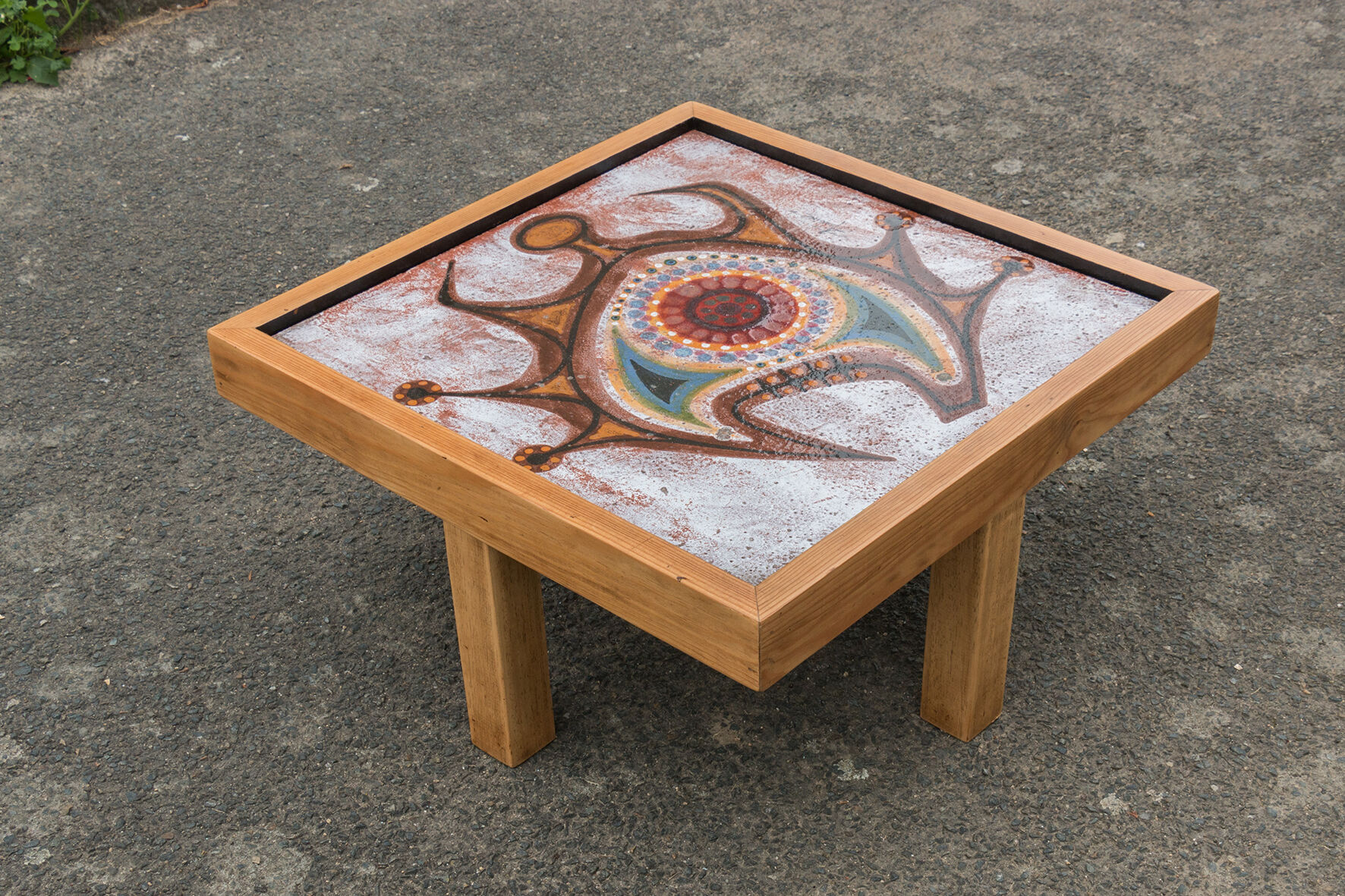Coffee table of Jacques Poussine of Sant Vicens workshops