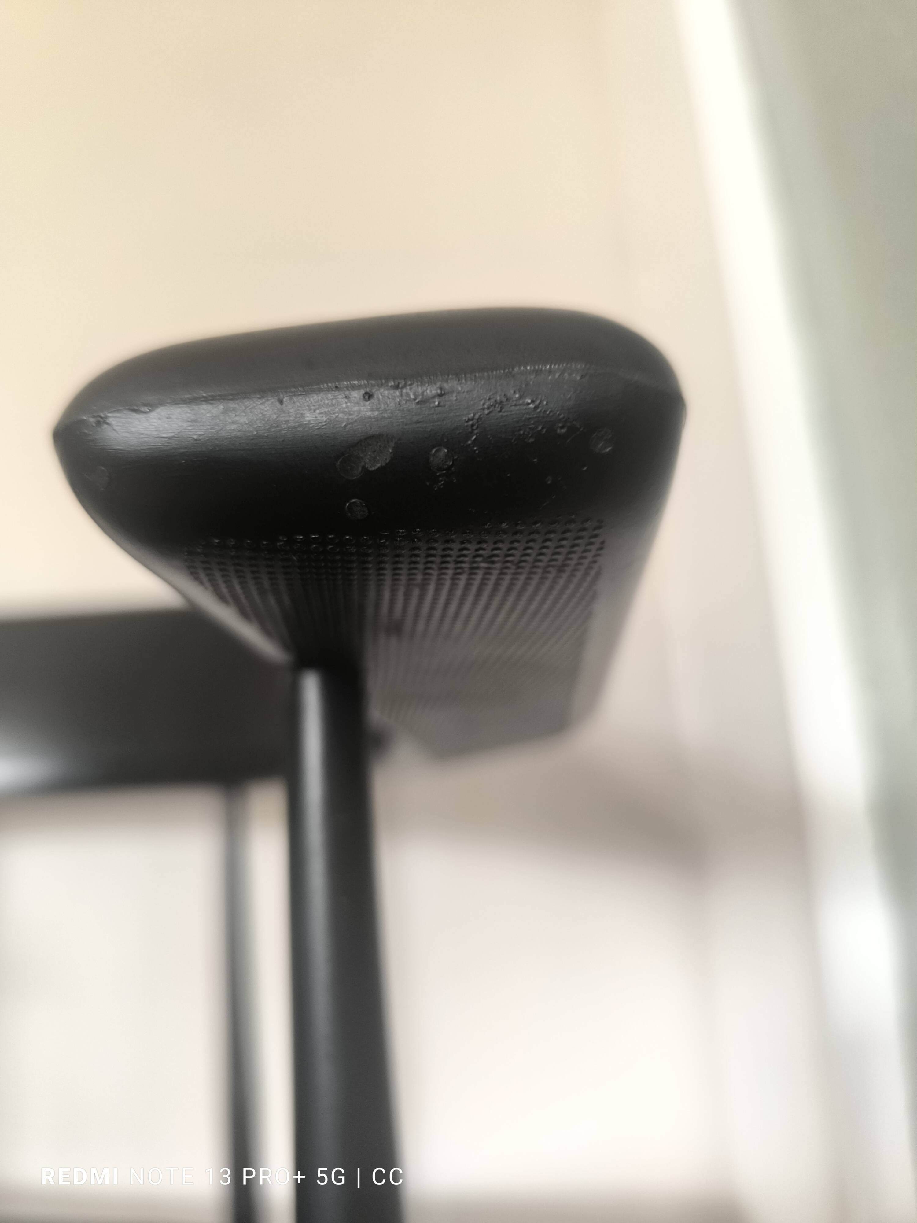 P40 fasem chairs by giancarlo vegni & gianfranco gualtierotti