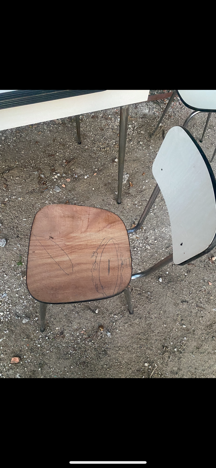 Formica table and chairs