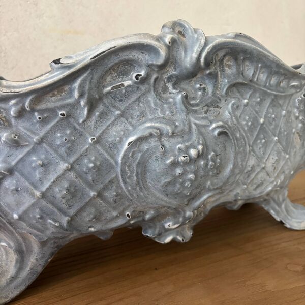 Jardinière en fonte émaillée