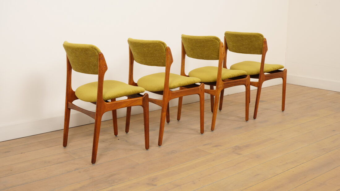 4 chaises de salle à manger | Erik Buch | Modèle 49 | Palissandre | Rembourrées