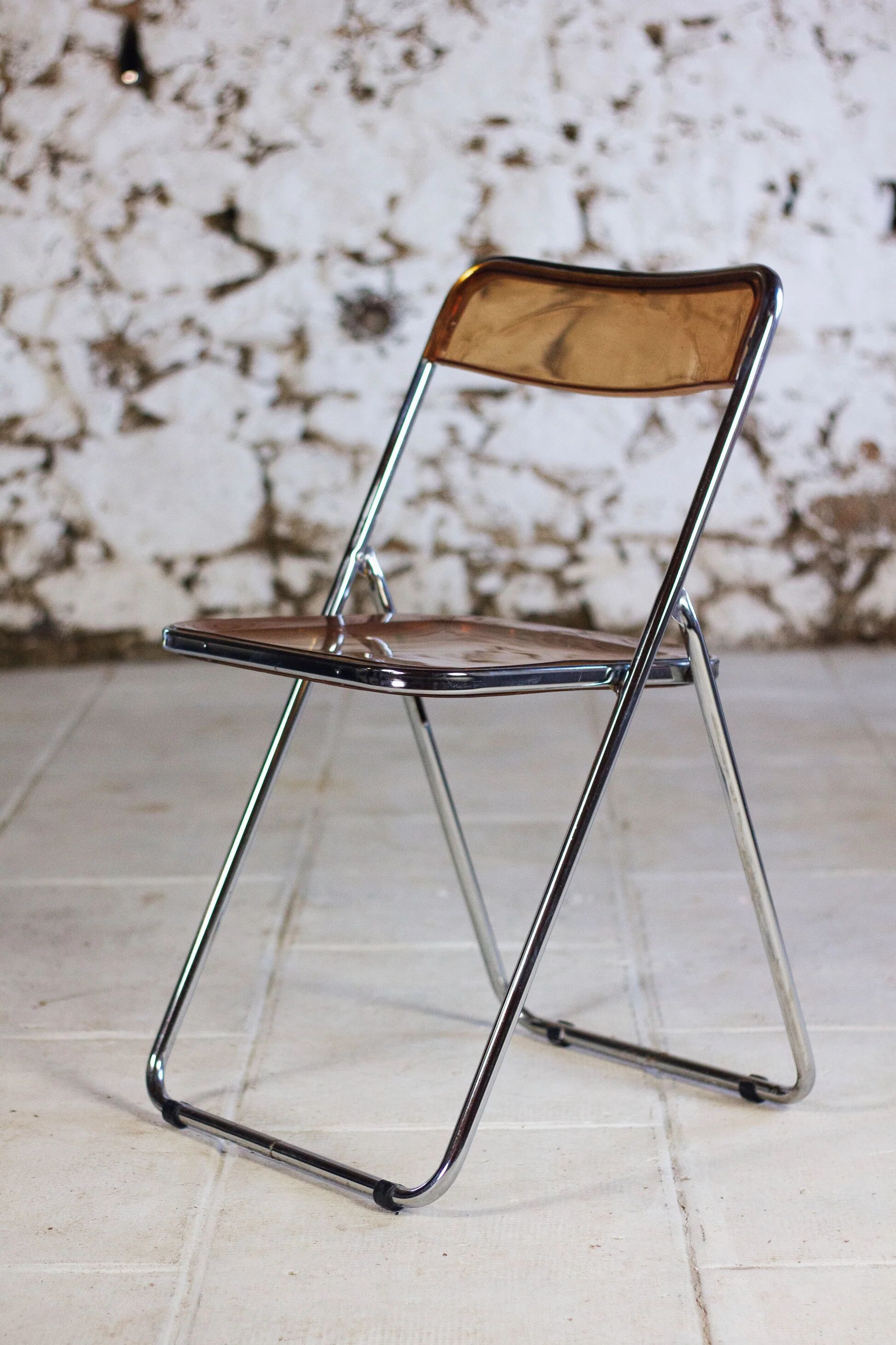 Set of 3 folding chairs in plexiglass and chrome, 1970.