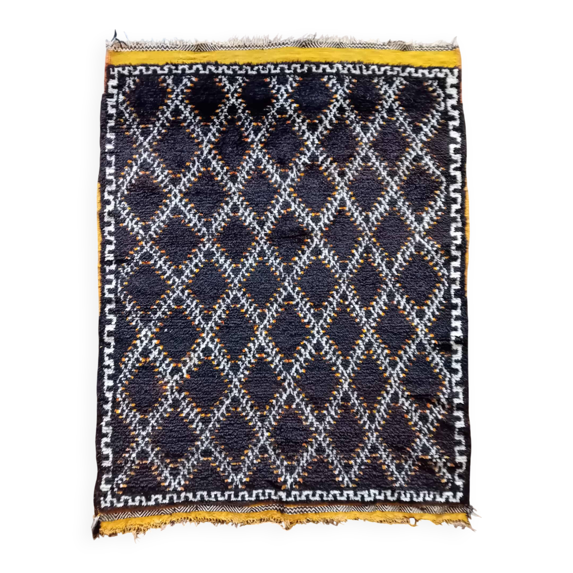 Handmade Berber Taznakht rug 140x109cm