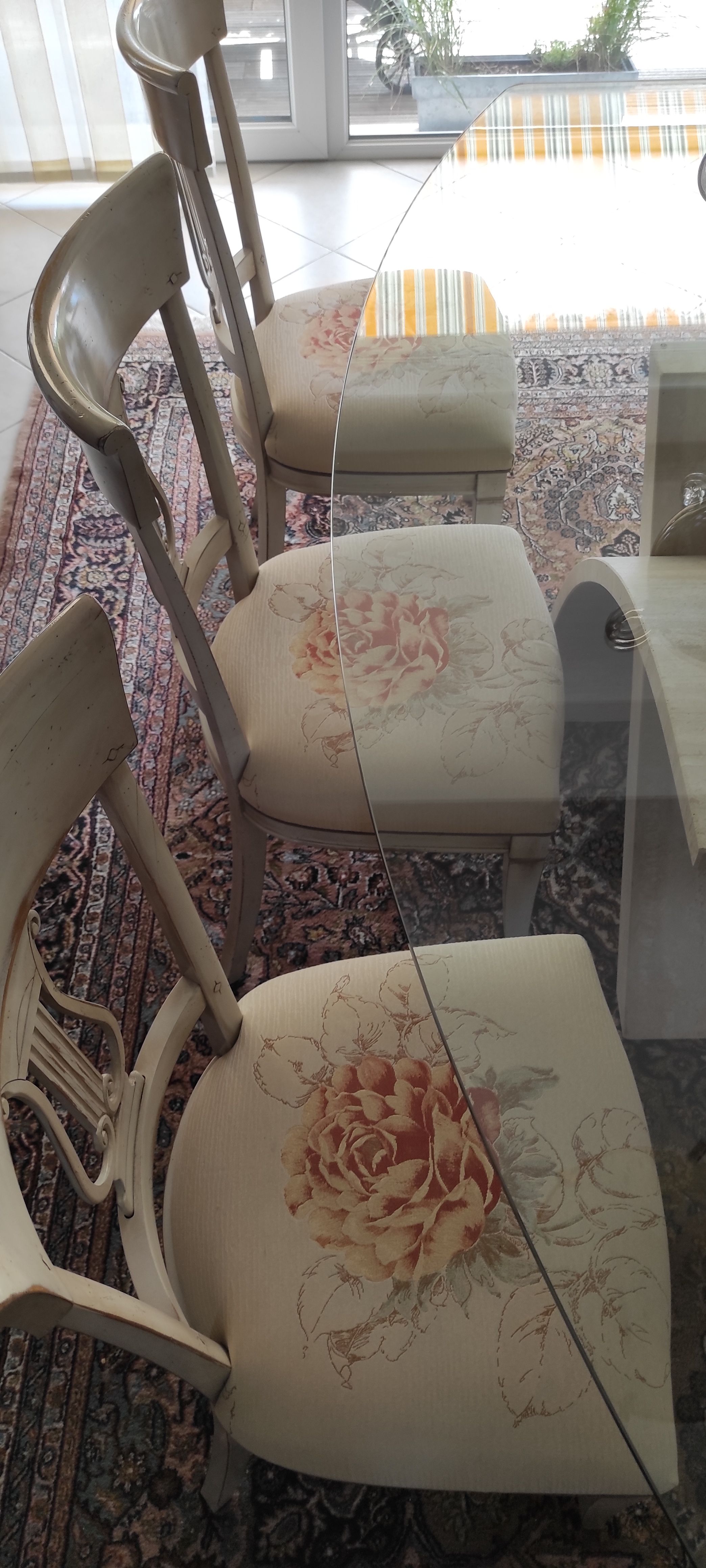 6 contemporary chairs for dining room.