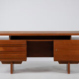 Two-way desk