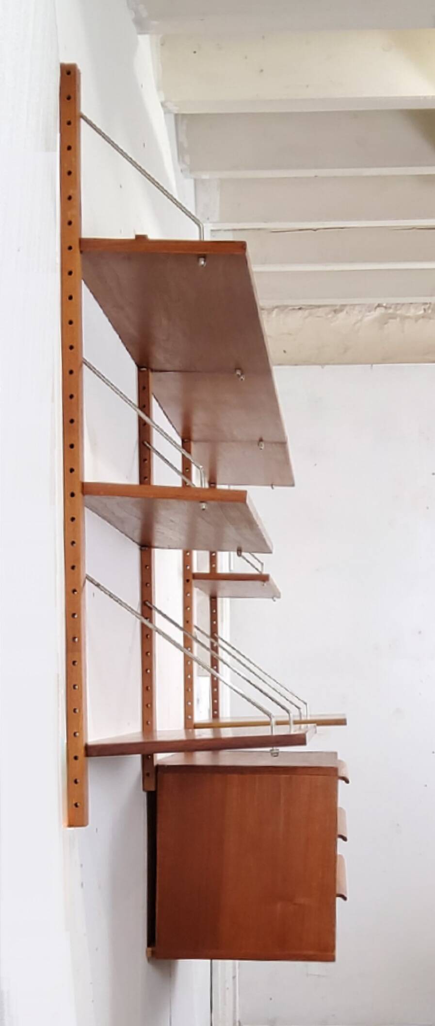 Scandinavian wall shelf – Danish design