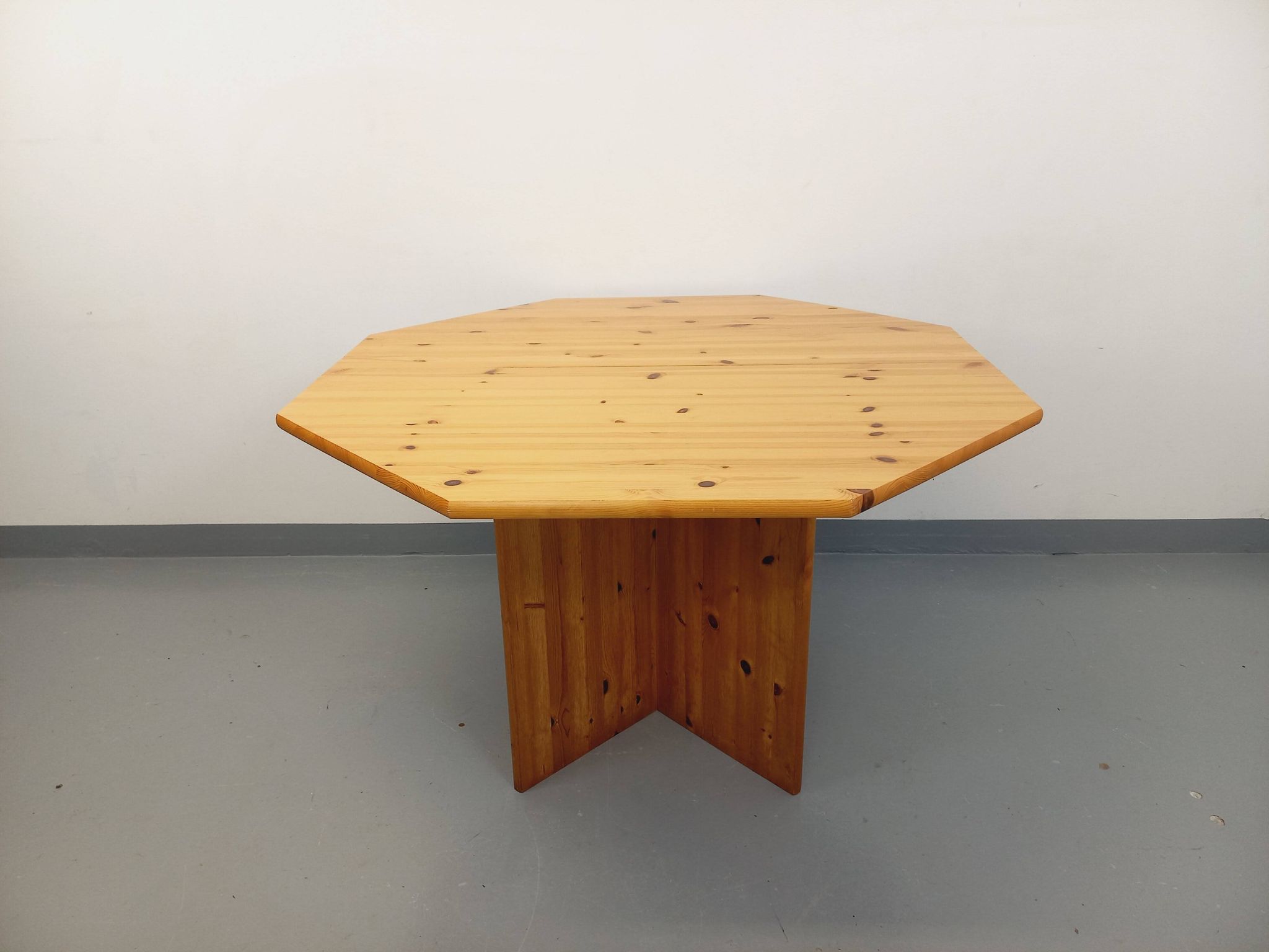 Table à manger octogonale vintage des années 80 en pin avec rallonge