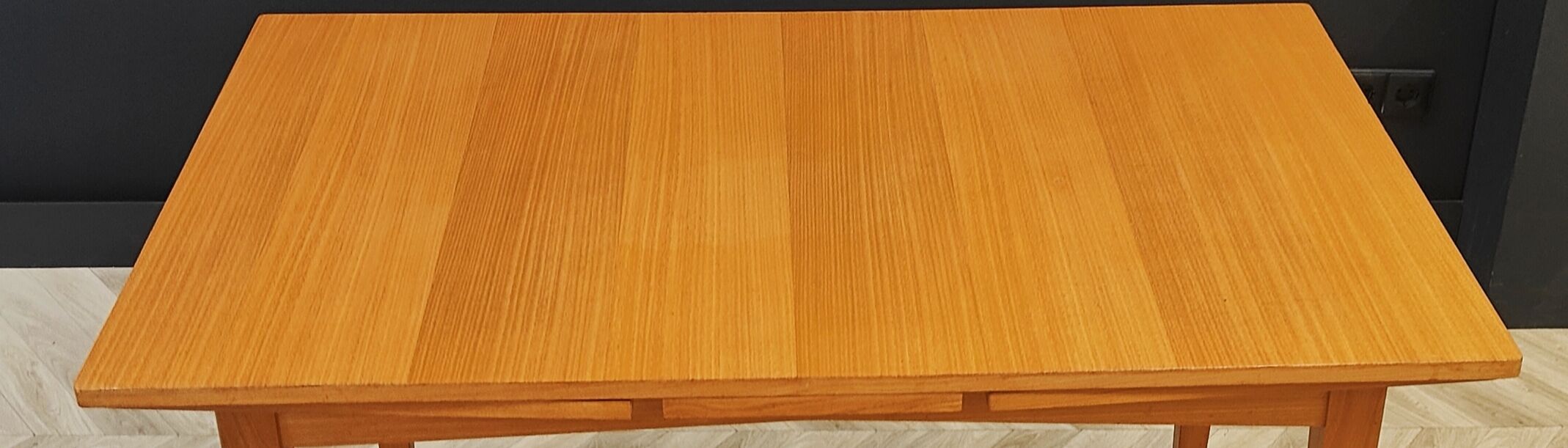 Mid Century vintage extendable dining table