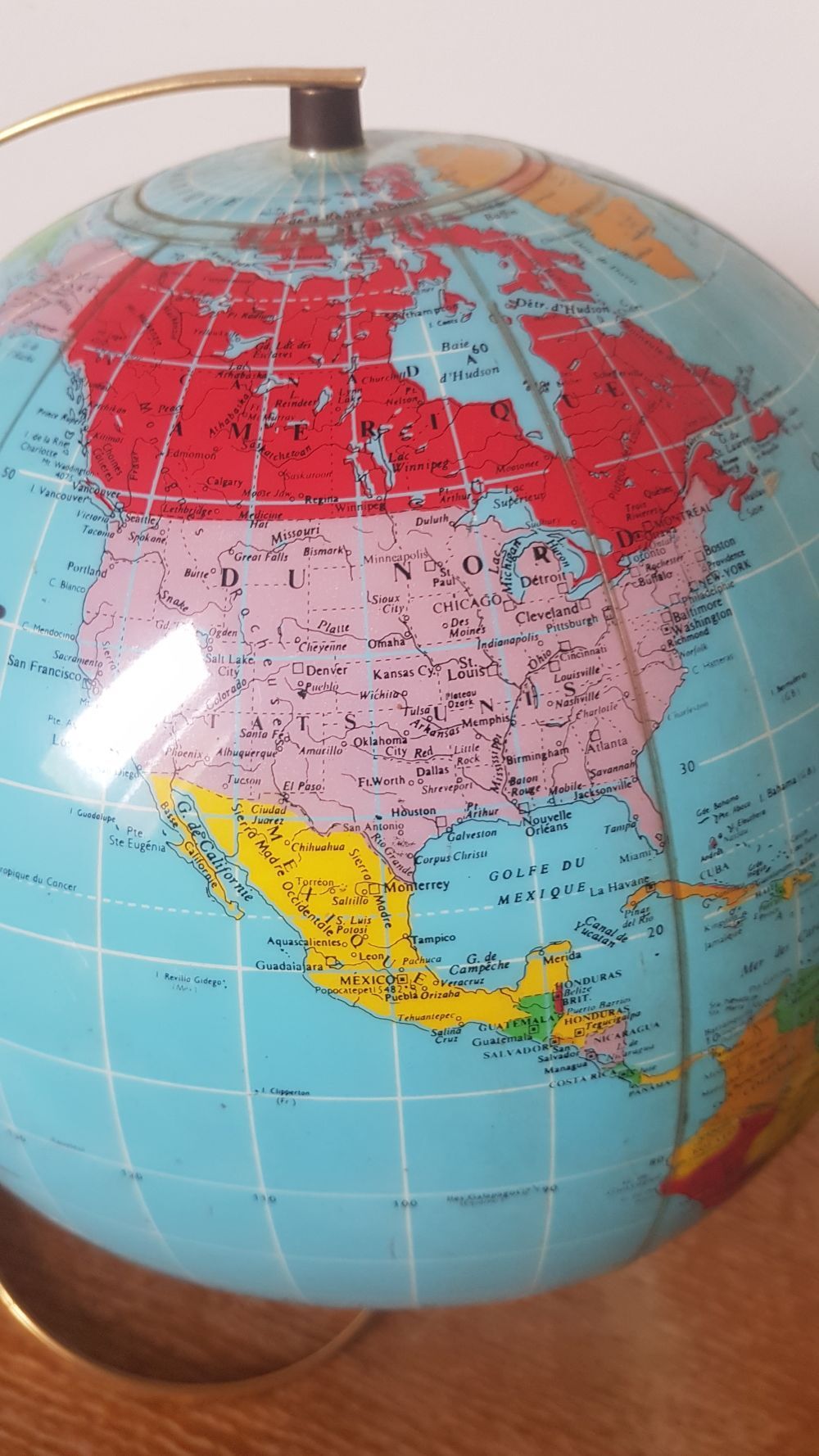 Earth globe from 1964