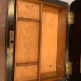 Napoleon III harness with three 20th century trays / Console