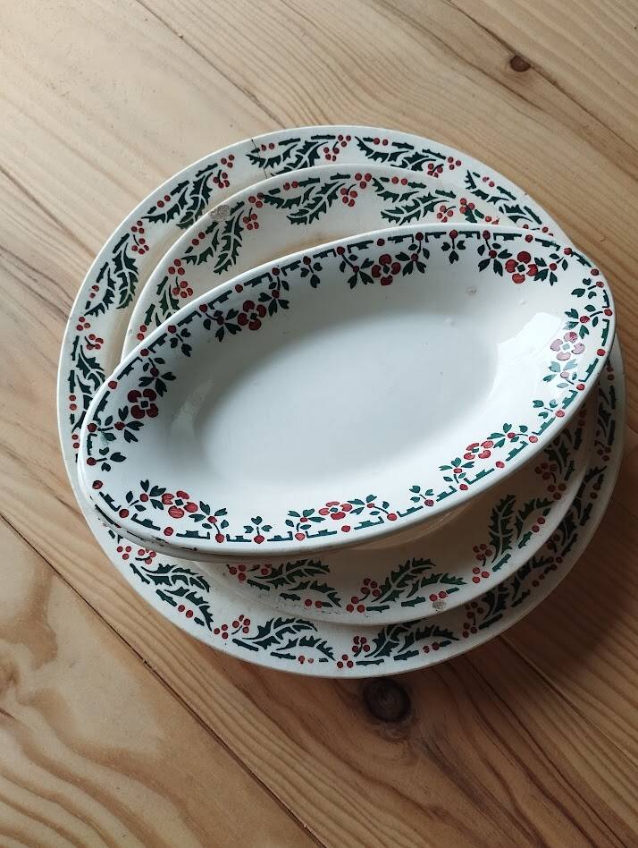 Holly tableware, ironstone, Hamage, Wolves Mill.