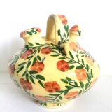 Chevrette in earthenware with flowers