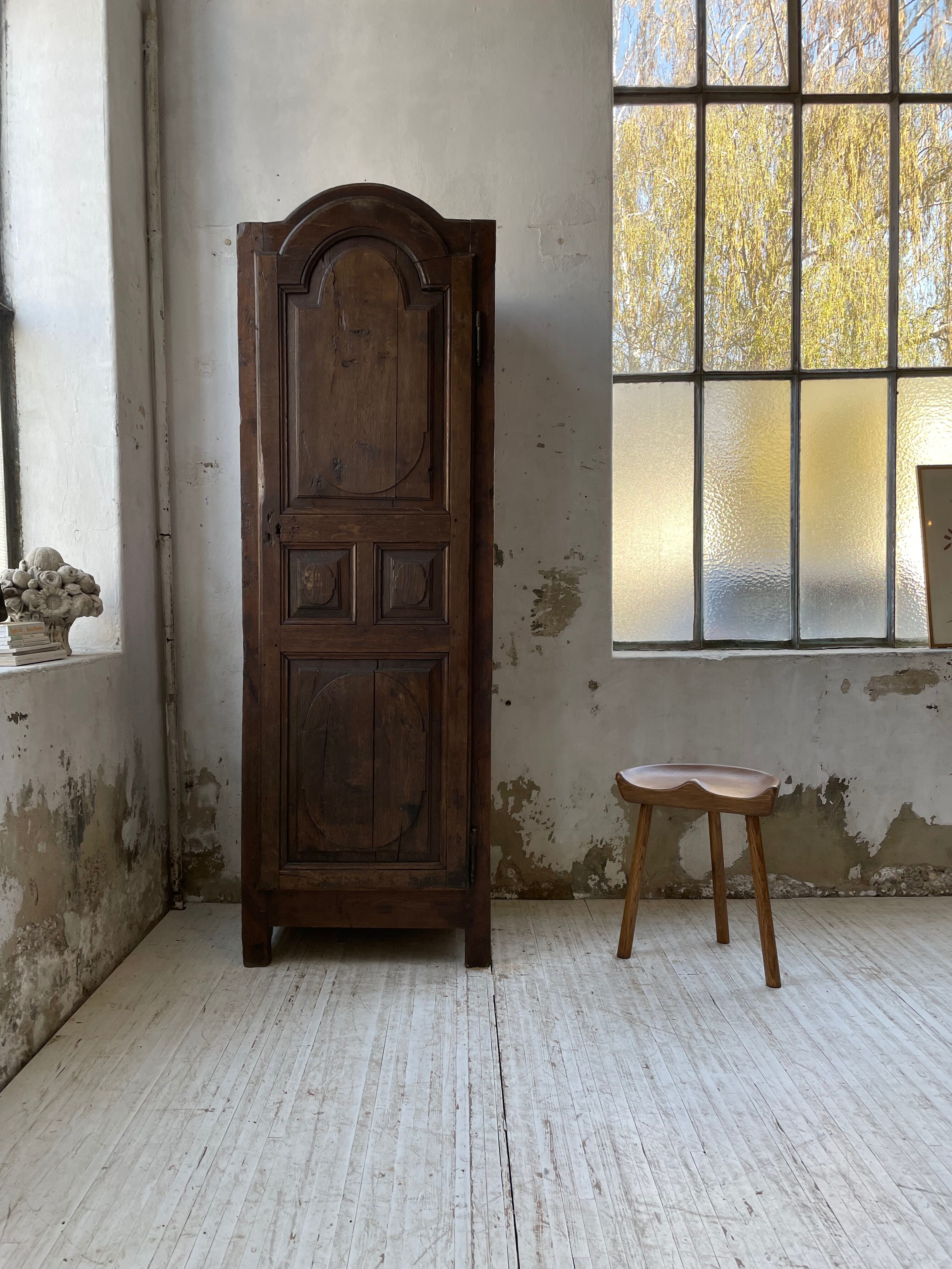 Savoyard solid oak cabinet XVIIIth