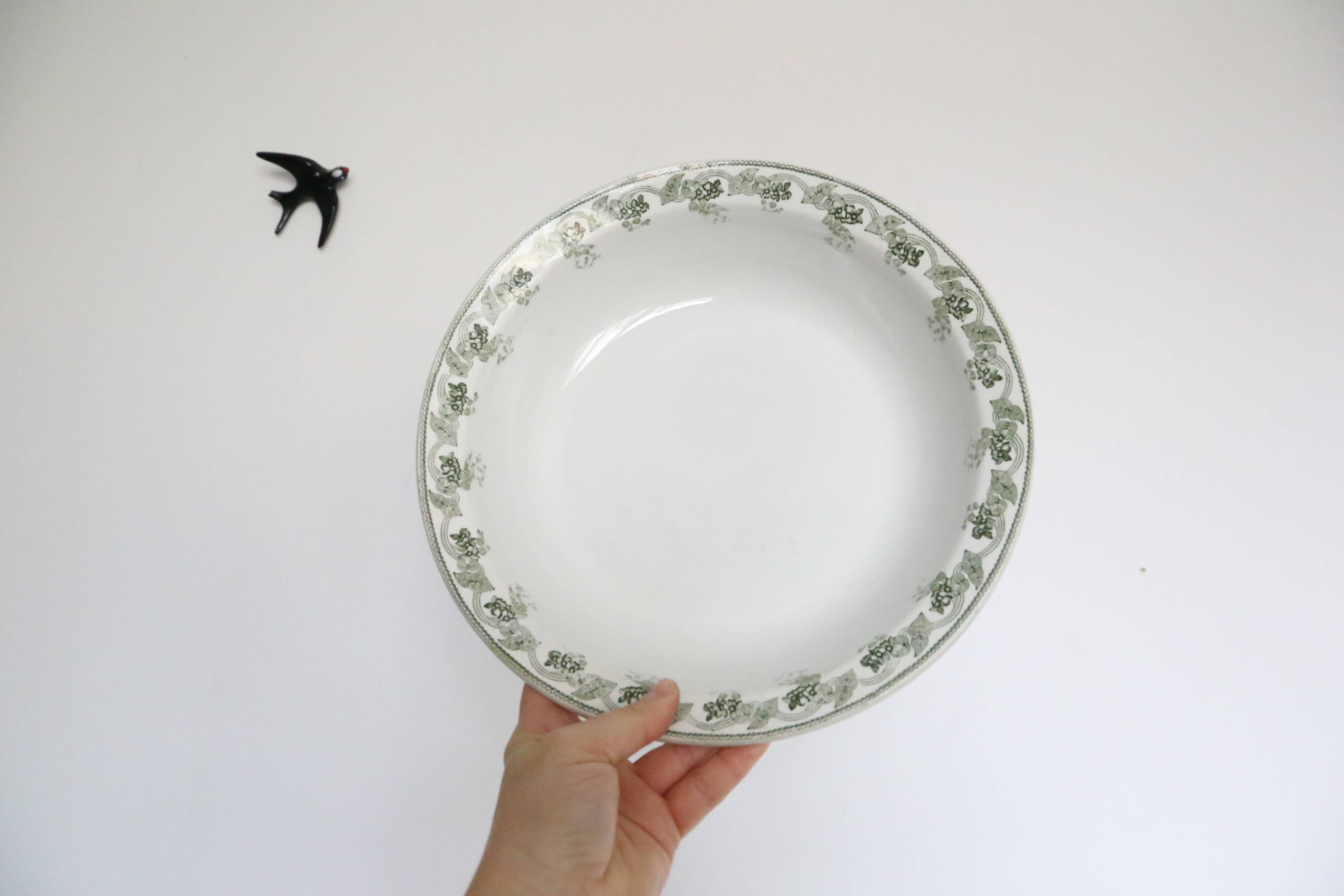 Round flat and hollow iron earth, Moulin des Loups, Violetta motif, 1930