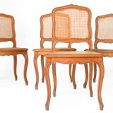 Suite de 4 chaises cannées de style Louis XV