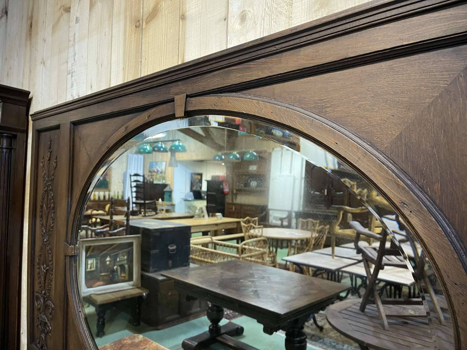 Oak mirror from the early 20th century.