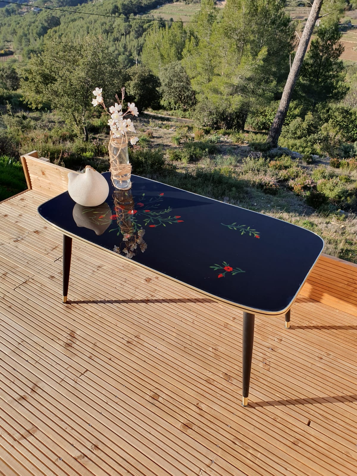 Low foot table compass vintage compass