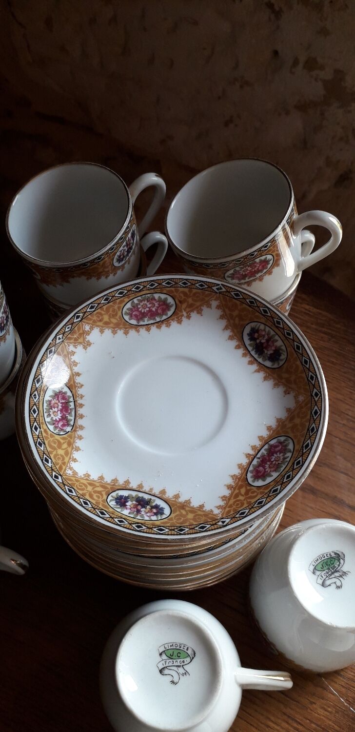 Complete coffee service in Limoges porcelain