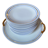 12 assiettes a dessert et 1 plat
