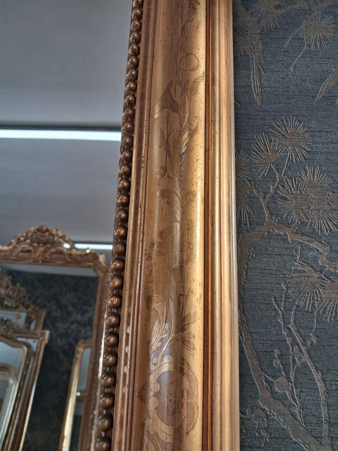 Restoration period mirror, 151 x 112
