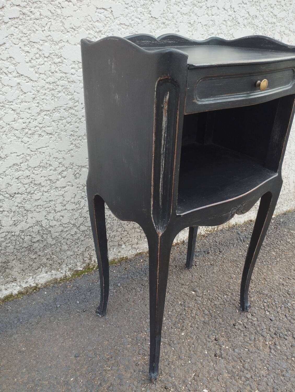Black patinated 1-drawer bedside table